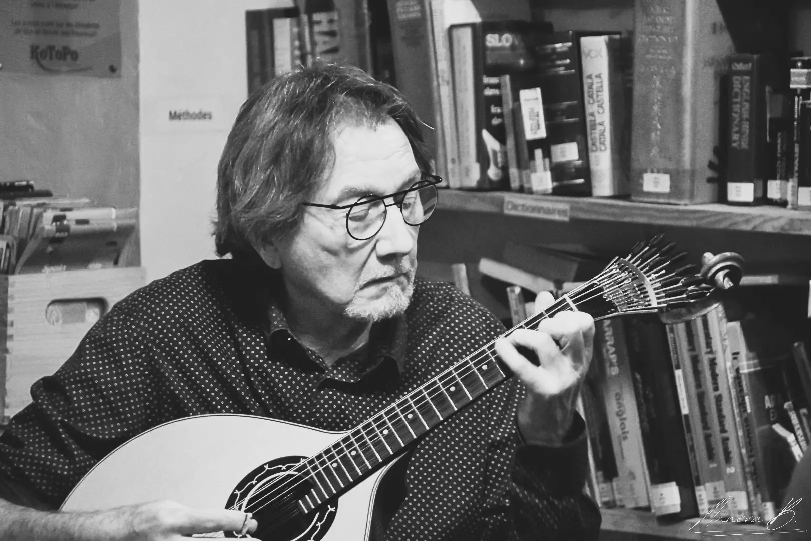 Jean-Claude Dijoud, guitare portugaise